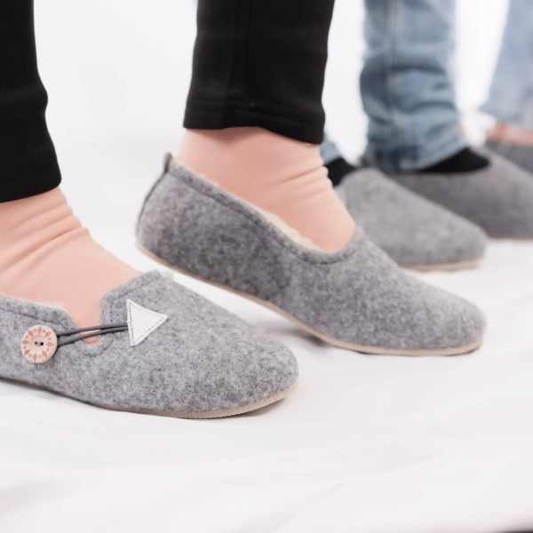 Woolly Slippers – Conforto Natural para os Seus Pés